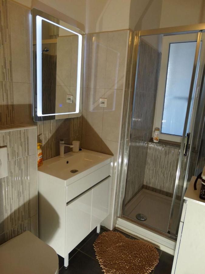 זאדאר Bayshore Apartment מראה חיצוני תמונה